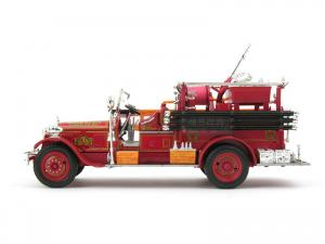 1/32 SEAGRAVE FIRE TRUCK 1931 (SOUTH BEACH) (SG003806RE)