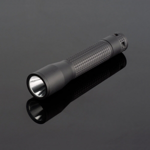 [이노바] T2 Lithium Powered LED Flashlight